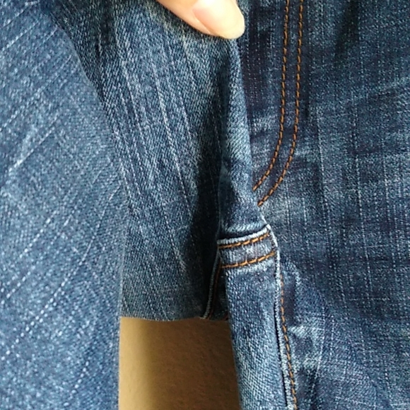 Thread & Cloth Distressed Slim Straight Jeans with raw hem Size 32 - Picture 12 of 13